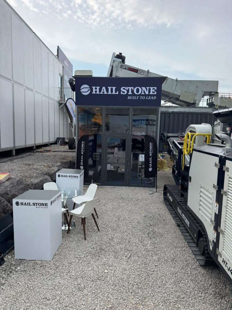 Hailstone exhibition stand at Hillhead by Dum Event