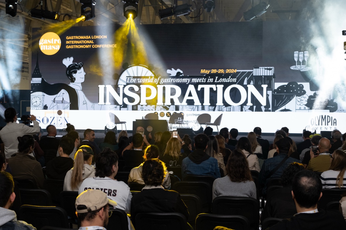 Conference stage set with LED screen designed and built by Dum Event